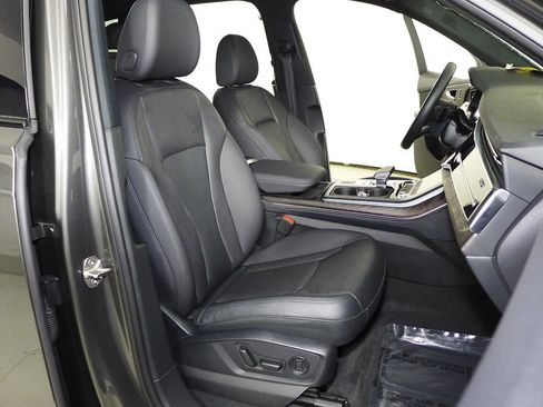 Used 2022 Audi Q7 3.0T Premium Plus w/ Premium Plus Package image 19