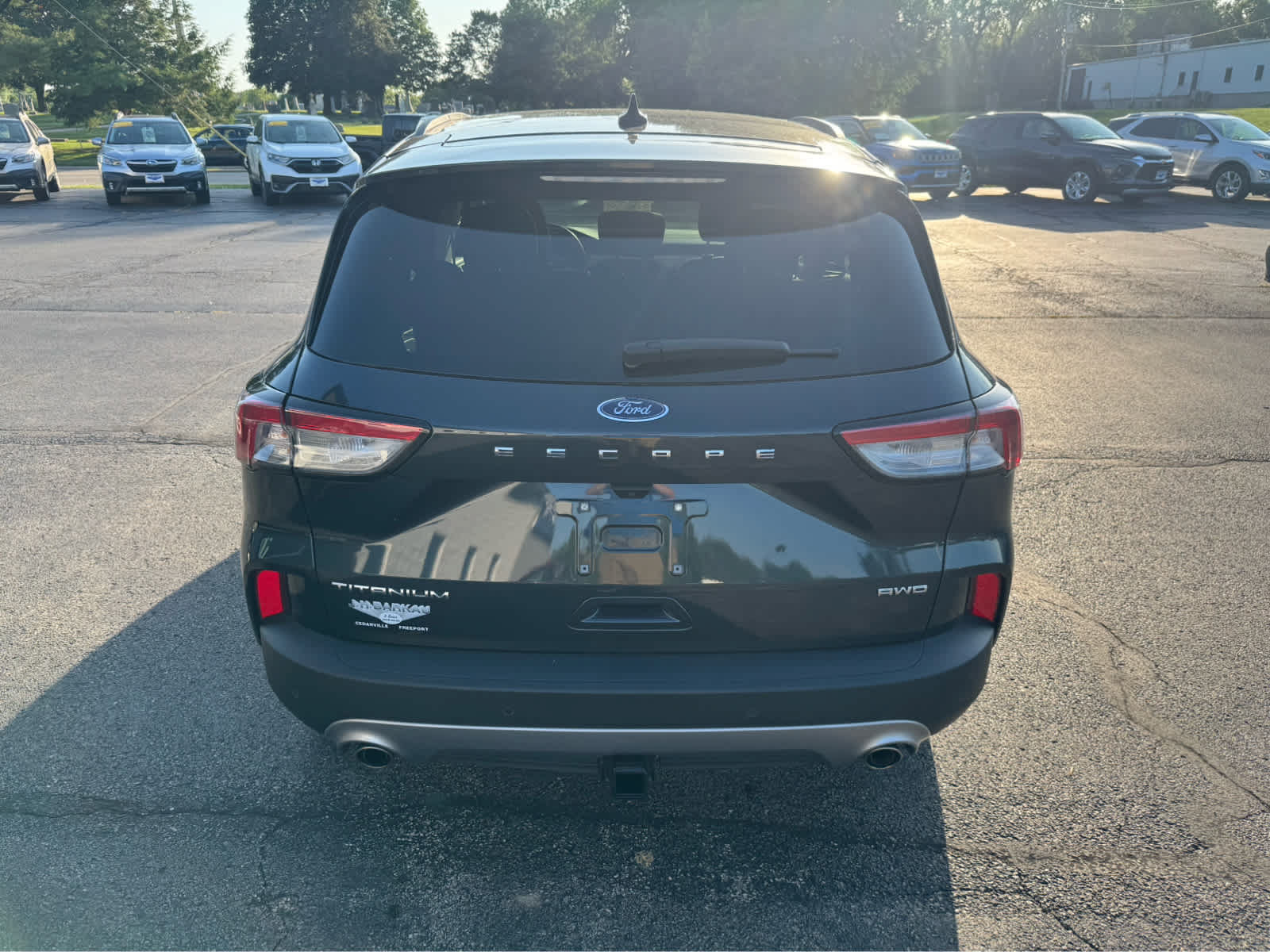 Used 2022 Ford Escape Titanium w/ Titanium Elite Package AWD/4WD image 4