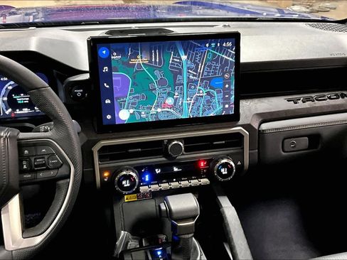 Certified 2025 Toyota Tacoma Limited image 6