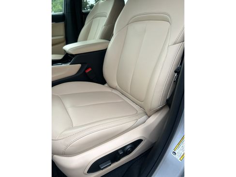 Used 2026 Jeep Grand Cherokee Limited w/ MOPAR Finishing Package RWD image 18