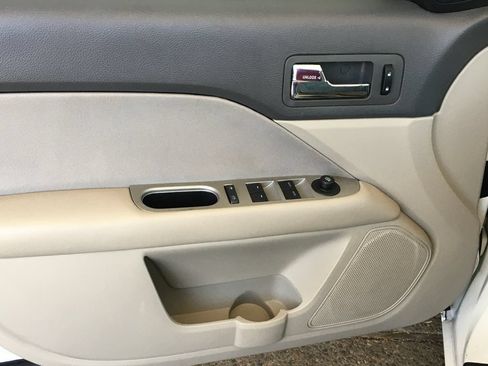 Used 2012 Ford Fusion SEL FWD image 20