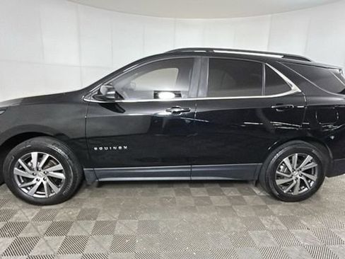 Used 2023 Chevrolet Equinox LT AWD/4WD image 6