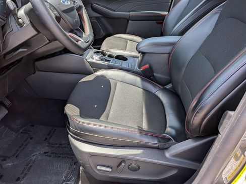 Used 2025 Ford Escape ST-Line AWD/4WD image 24