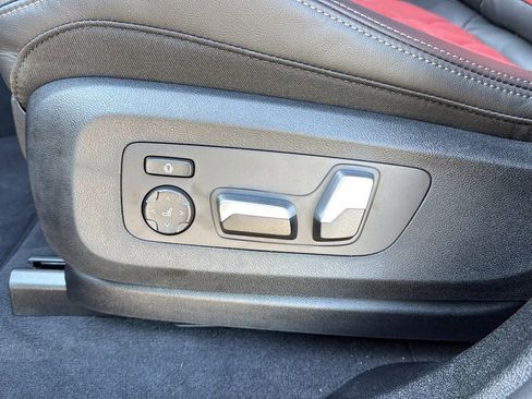 New 2026 BMW X6 xDrive40i image 7