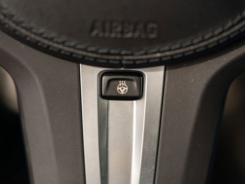 Used 2023 BMW M550i xDrive w/ Executive Package image 31