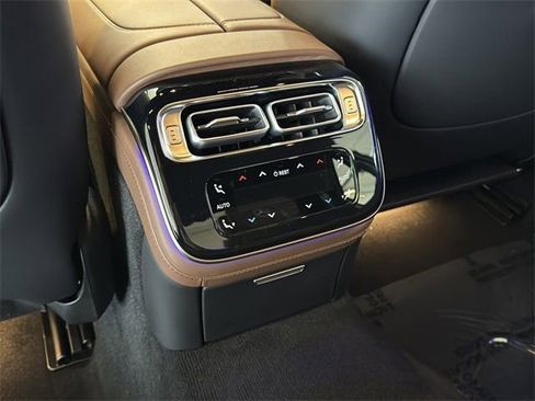 New 2026 Mercedes-Benz S 580 4MATIC Sedan image 12