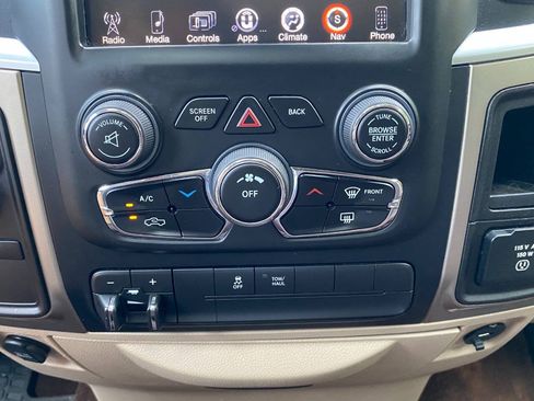 Used 2013 RAM 1500 Big Horn AWD/4WD image 36