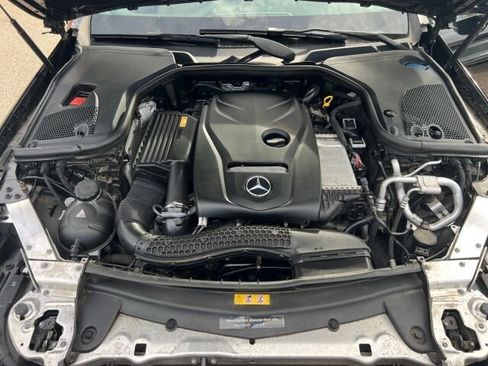 Used 2017 Mercedes-Benz E 300 4MATIC image 20