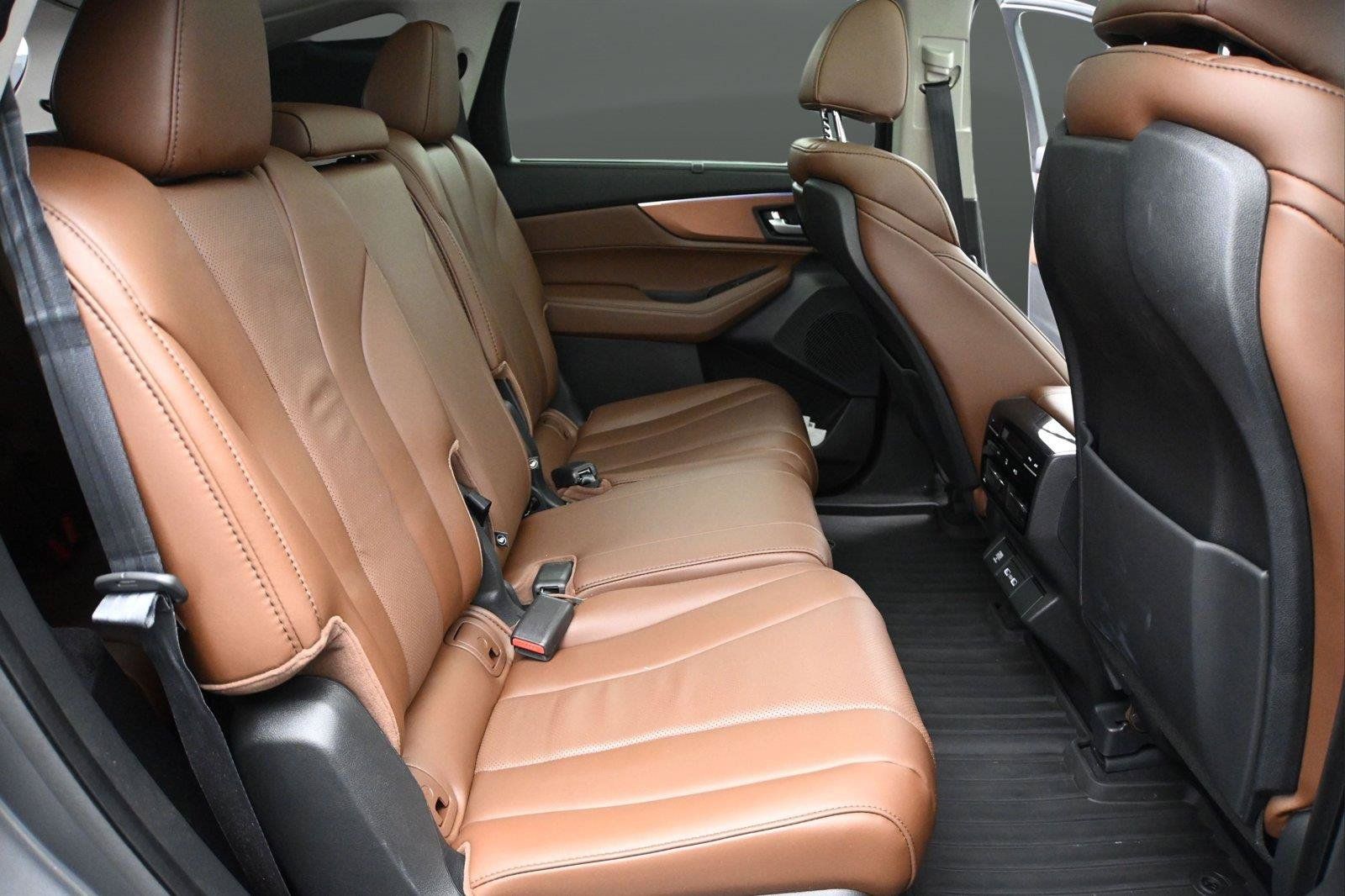 Certified 2024 Acura MDX w/ Technology Package AWD/4WD image 16