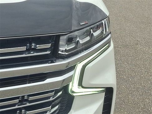 Used 2023 Chevrolet Tahoe Premier image 9