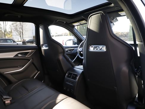 New 2026 Jaguar F-PACE R-Dynamic S AWD/4WD image 12