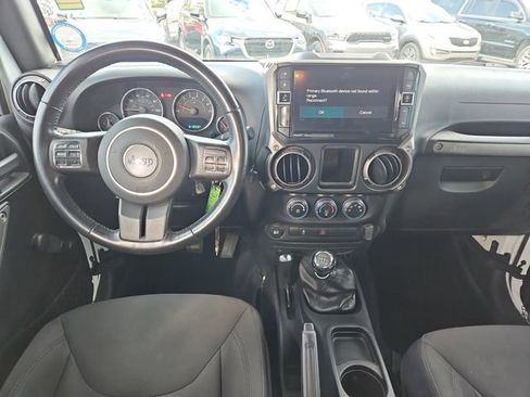 Used 2018 Jeep Wrangler Unlimited Sport w/ Connectivity Group image 8