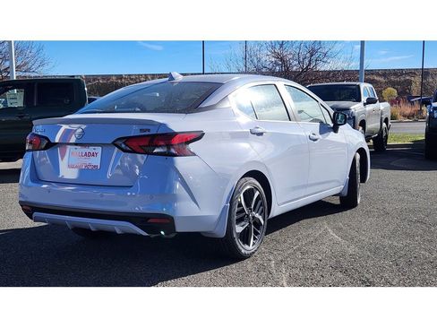 New 2025 Nissan Versa SR w/ Trunk Package image 5