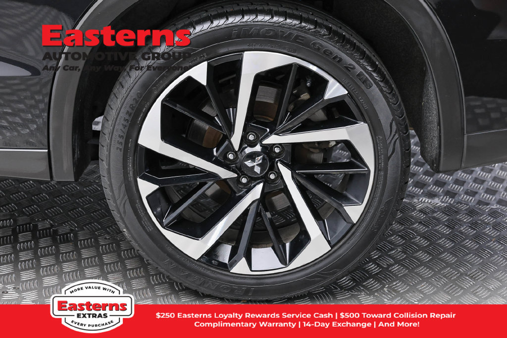 Used 2024 Mitsubishi Outlander SE FWD image 9