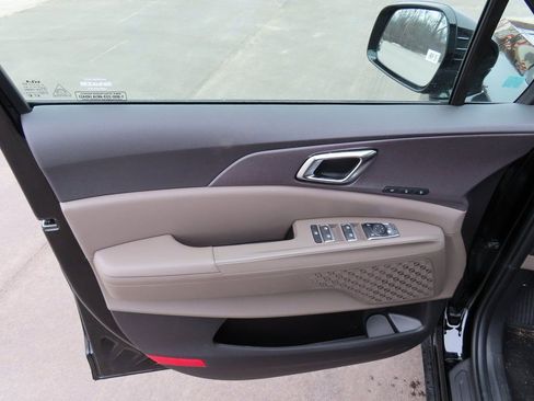 New 2026 Kia Carnival EX FWD image 20