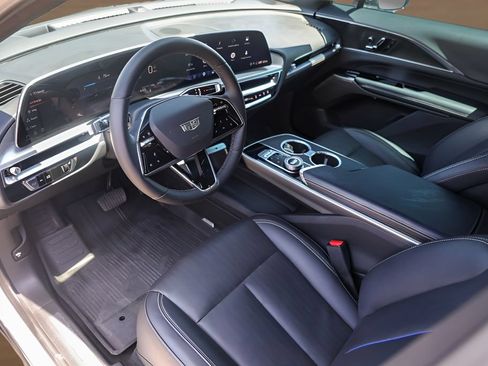 Used 2024 Cadillac Lyriq Sport w/ LPO, Floor Liner Package RWD image 10