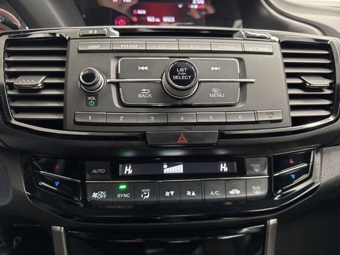 Certified 2017 Honda Accord Sport image 32