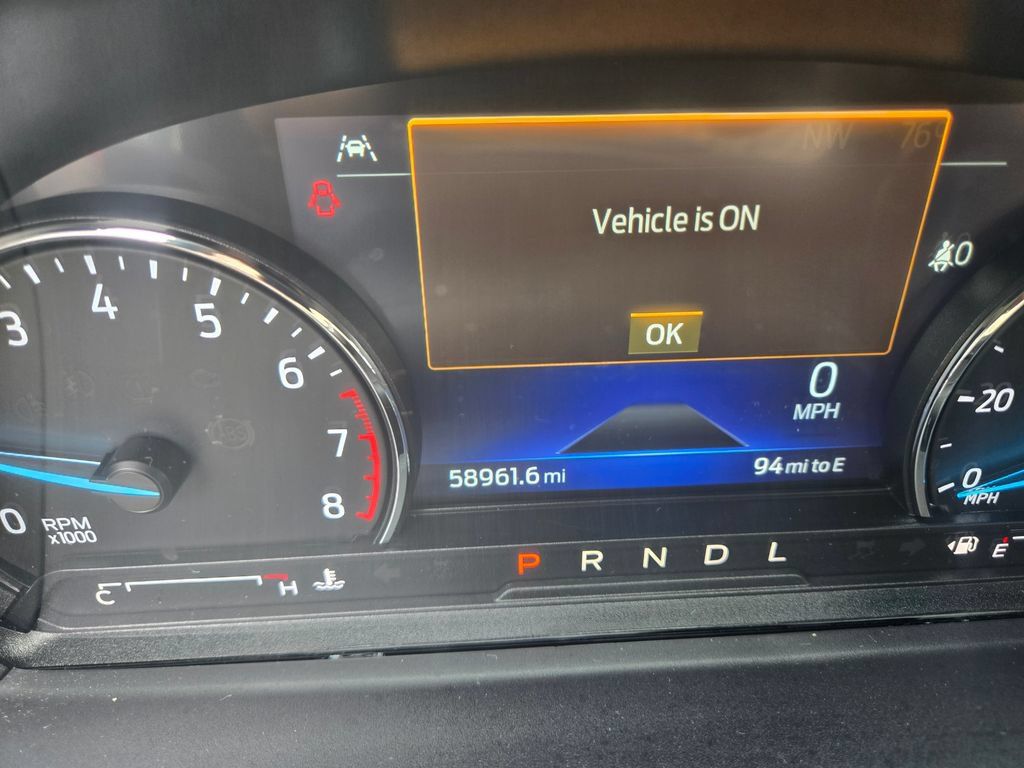 Used 2023 Ford Explorer XLT w/ Equipment Group 202A AWD/4WD image 12