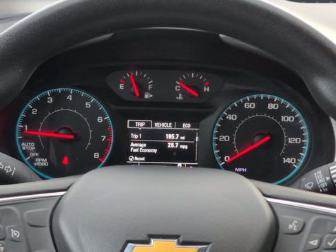 Used 2017 Chevrolet Malibu LS image 16