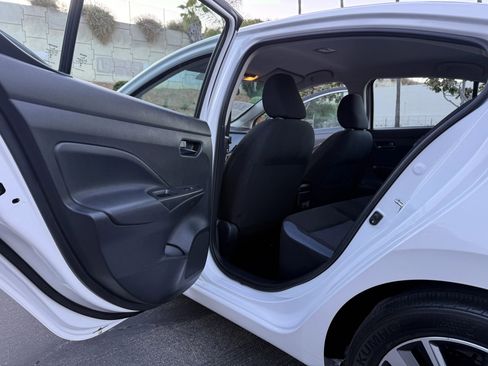 Used 2024 Nissan Versa SV w/ Trunk Package FWD image 18