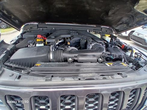 Used 2021 Jeep Gladiator Rubicon w/ Safety Group AWD/4WD image 19