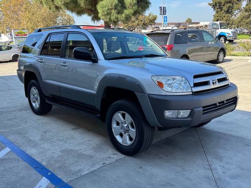 Used 2003 Toyota 4Runner SR5 image 5