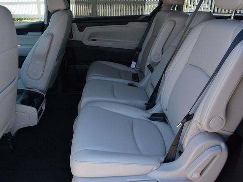 Used 2026 Honda Odyssey EX-L image 14