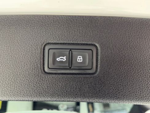 Used 2019 Audi Q7 3.0T Premium w/ Convenience Package image 28