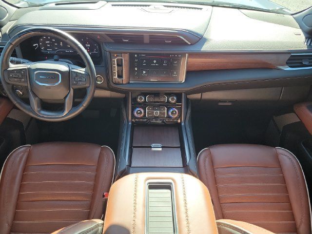 Certified 2024 GMC Yukon Denali Ultimate AWD/4WD image 30