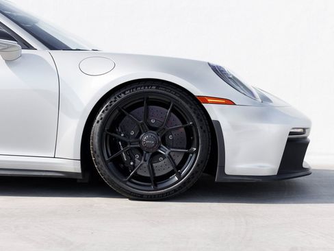 Certified 2024 Porsche 911 GT3 image 11