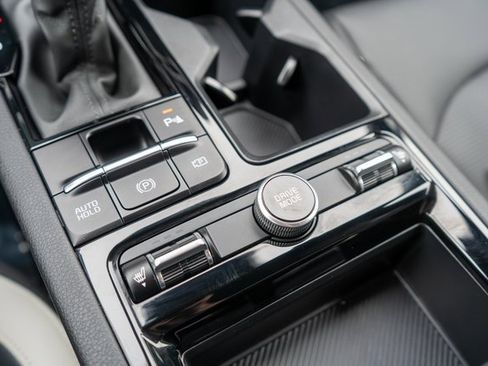 Used 2025 Kia K5 GT-Line w/ GT-Line Premium Package image 34