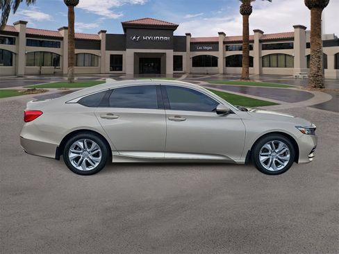 Used 2020 Honda Accord LX image 9
