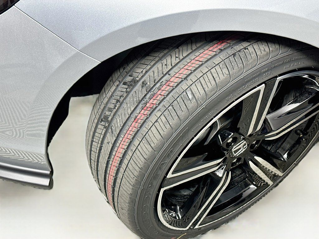 Used 2026 Honda Accord SE image 25