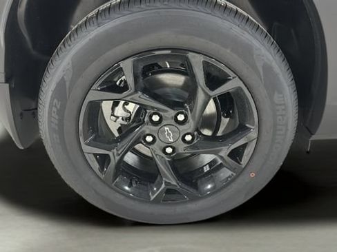 New 2026 Chevrolet Trax LT w/ Driver Confidence Package FWD image 32