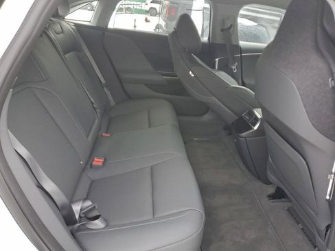 Used 2025 Lucid Air Pure image 7
