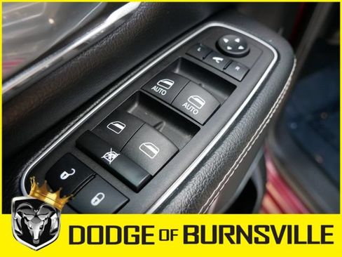 Used 2023 RAM 1500 Laramie AWD/4WD image 19