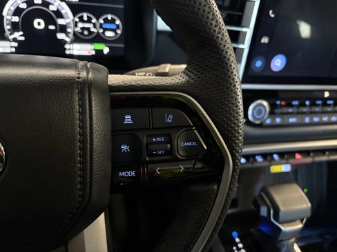 Used 2024 Toyota Tundra Limited image 23