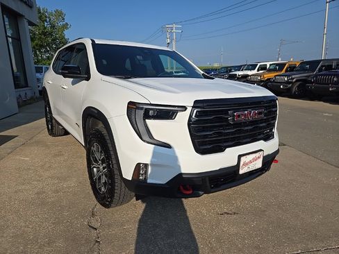 Used 2026 GMC Acadia AT4 w/ Luxury Package AWD/4WD image 15
