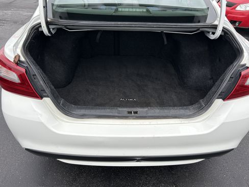 Used 2018 Nissan Altima 2.5 S image 9