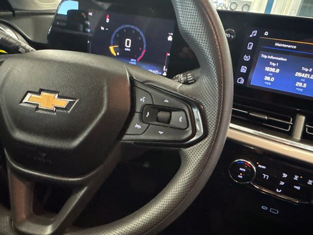 Used 2025 Chevrolet Trax LT FWD image 20