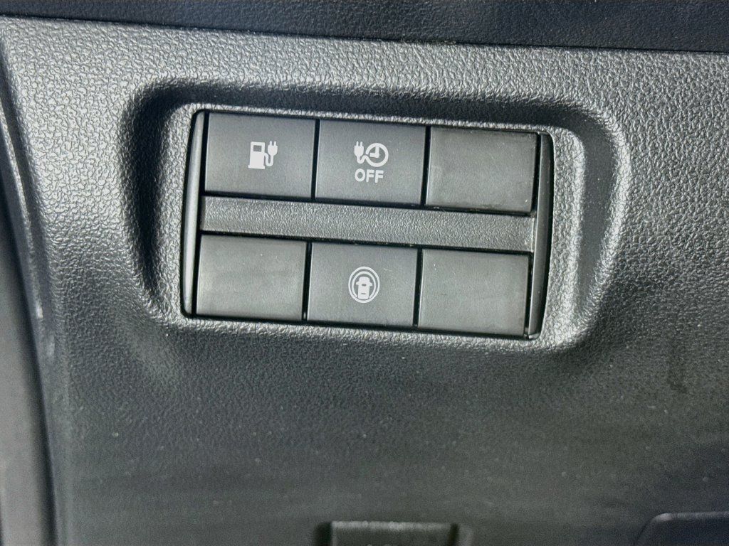 Used 2022 Nissan Leaf S FWD image 18