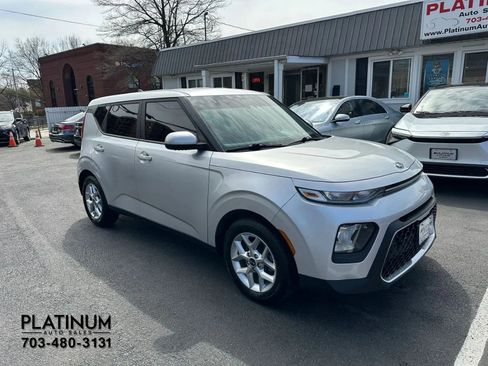 Used 2020 Kia Soul S image 4
