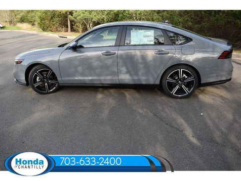 New 2026 Honda Accord Hybrid Sport-L image 4