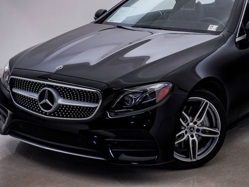 Used 2019 Mercedes-Benz E 450 4MATIC Cabriolet image 4