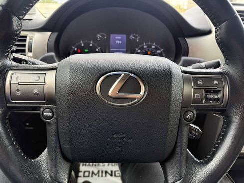 Used 2015 Lexus GX 460 image 18