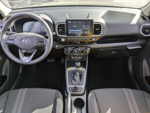 New 2026 Hyundai Venue SEL image 15