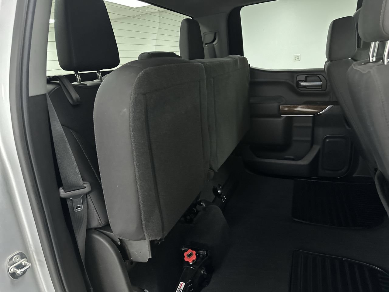Used 2021 GMC Sierra 1500 SLE AWD/4WD image 24