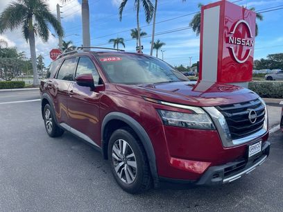 Used 2023 Nissan Pathfinder SL