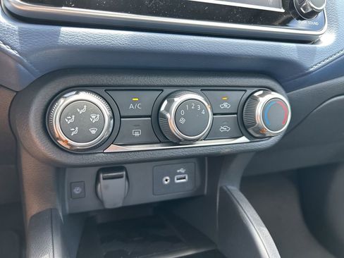 New 2025 Nissan Versa SV w/ Trunk Package image 26