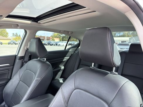 Used 2021 Nissan Altima 2.5 SL image 14